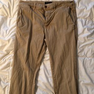 American Eagle Khaki Pants (34 WAIST 36 LENGTH)